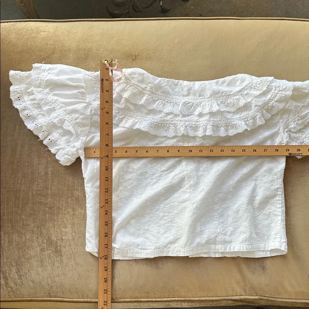 Vintage Ivory Ruffled Blouse - Picture 6 of 9